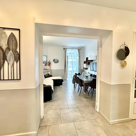 Amiral Courbet Apartman