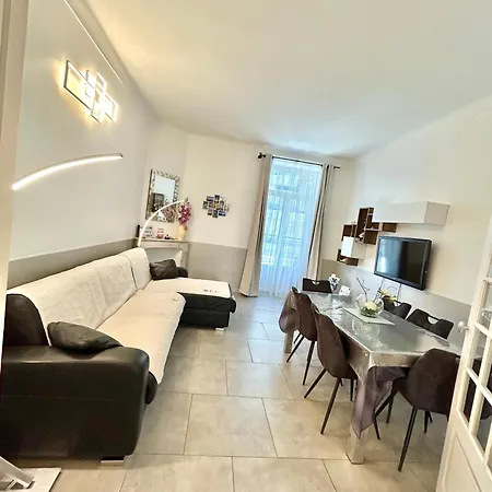 Amiral Courbet Apartman